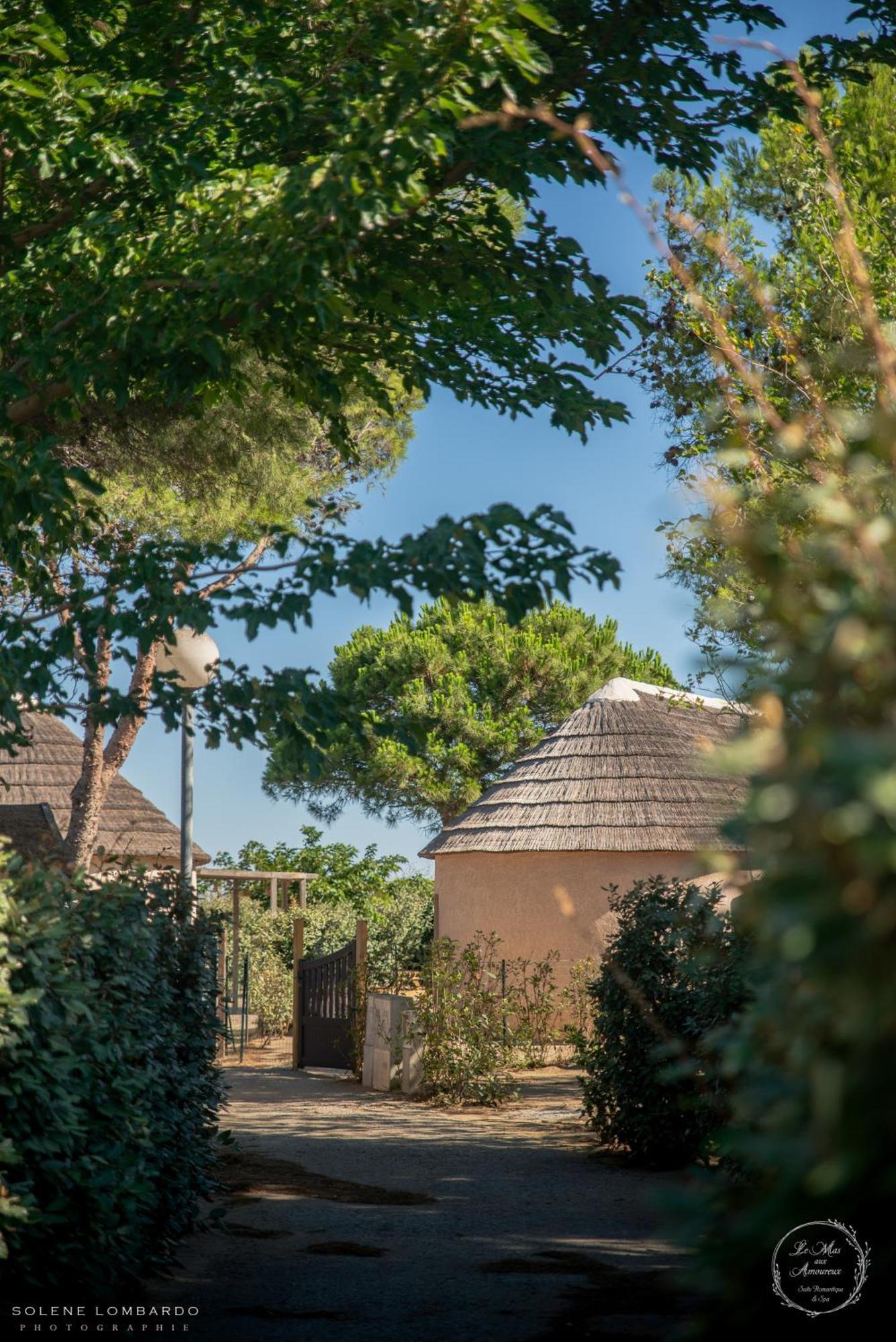 Le Mas Aux Amoureux , Suite Romantique Et Spa Le Barcarès Eksteriør billede